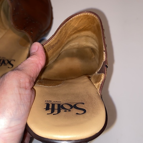Sofft clogs mules slip-in shoes with heels. All leather. Size 10. - Picture 5 of 6